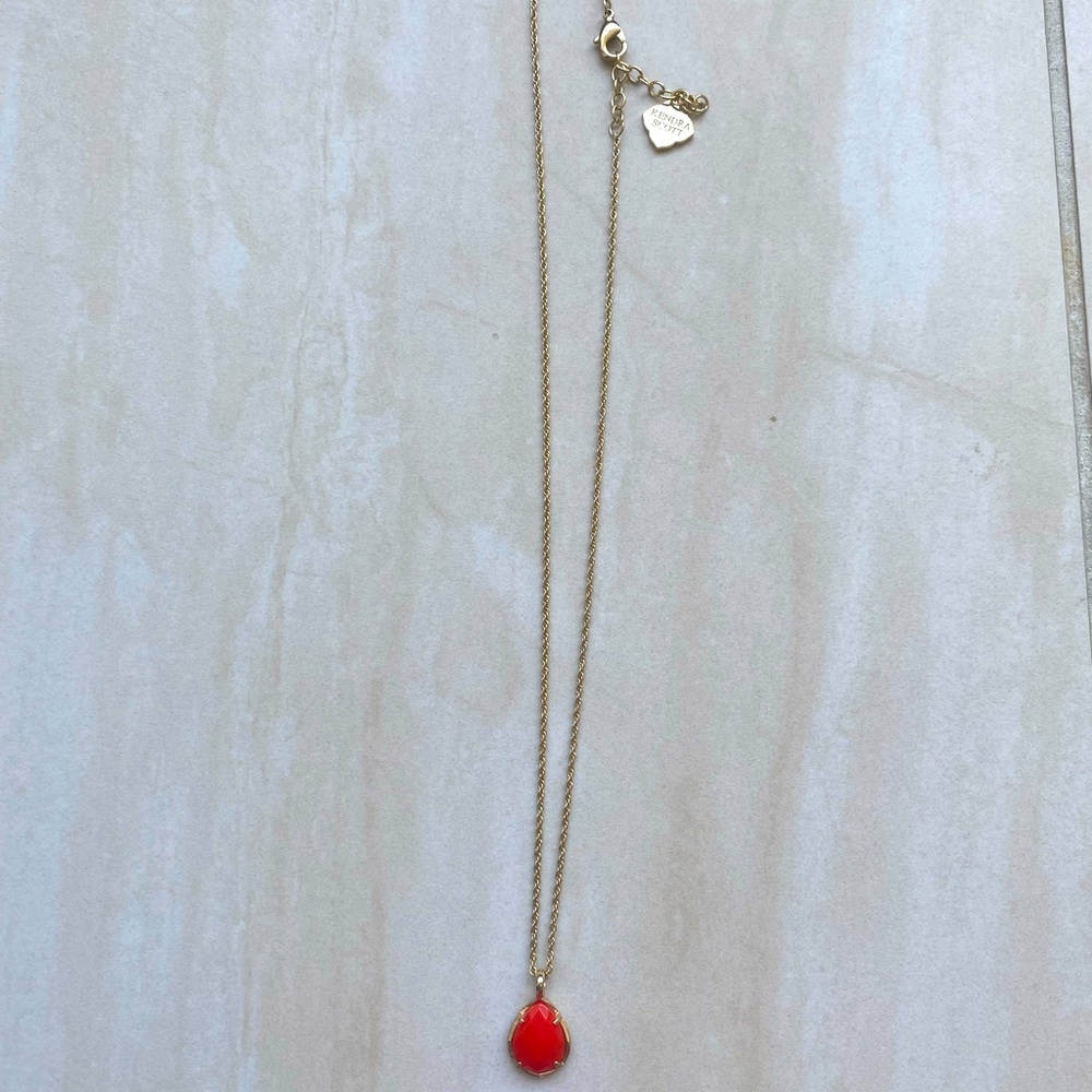 Kendra Scott Necklace